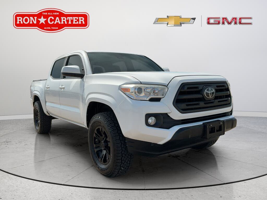 2019 TOYOTA Tacoma