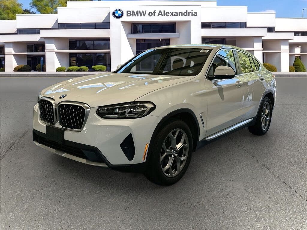 2022 BMW X4