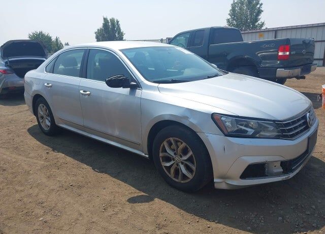 2016 VOLKSWAGEN Passat