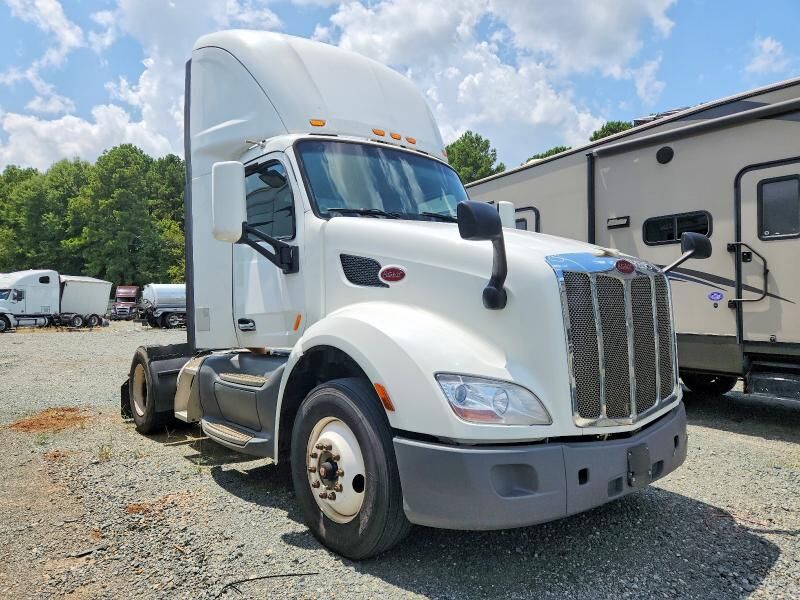 2018 PETERBILT 579