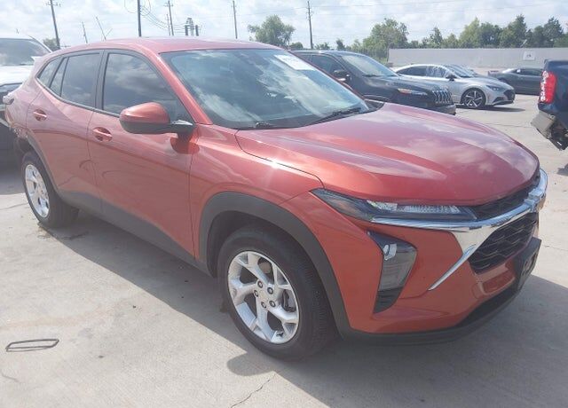 2024 CHEVROLET Trax
