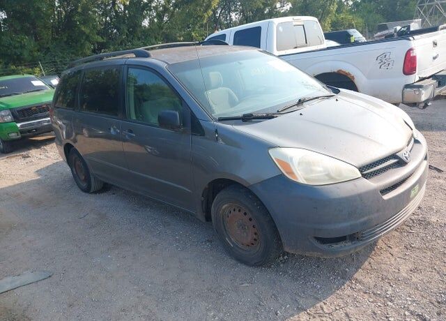 2005 TOYOTA Sienna