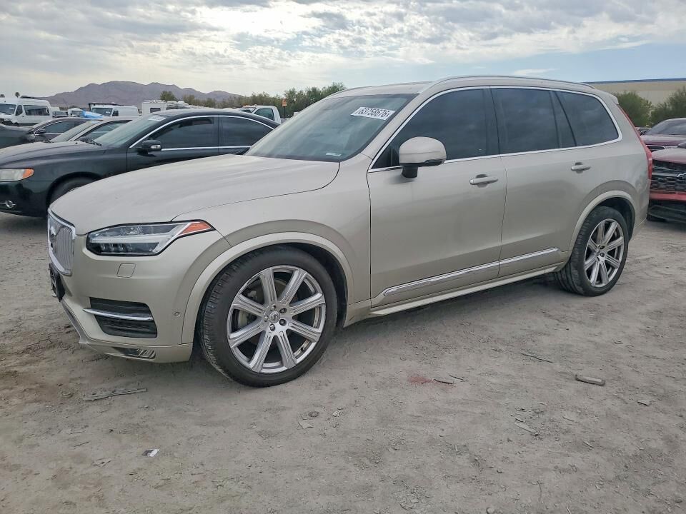 2018 VOLVO XC90