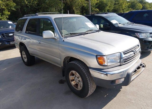 2002 TOYOTA 4-Runner