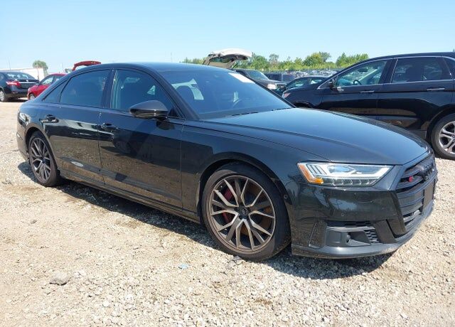 2020 AUDI S8