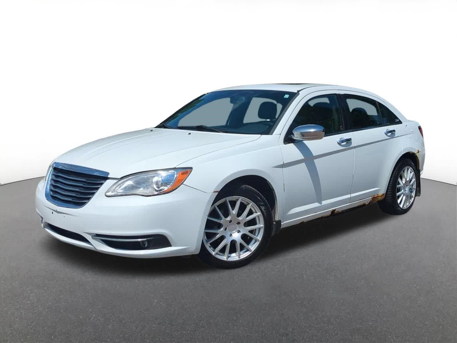 2013 CHRYSLER 200