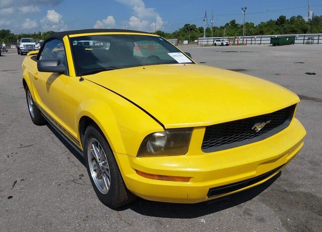 2005 FORD Mustang