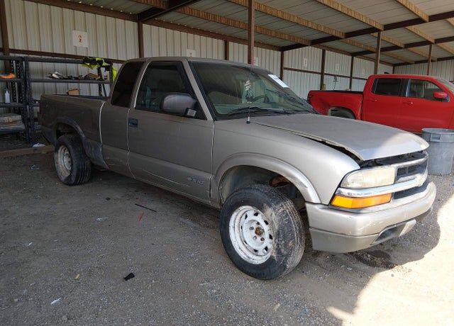 1999 CHEVROLET S-10 Pickup
