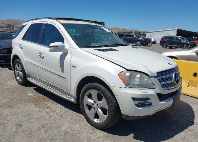 2011 MERCEDES-BENZ M-Class