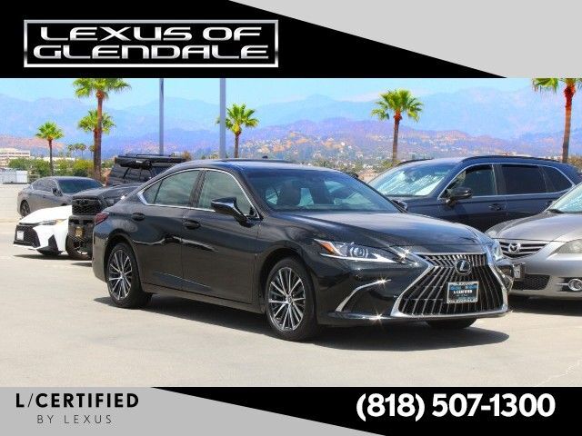 2025 LEXUS ES