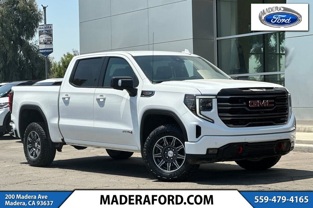 2025 GMC Sierra