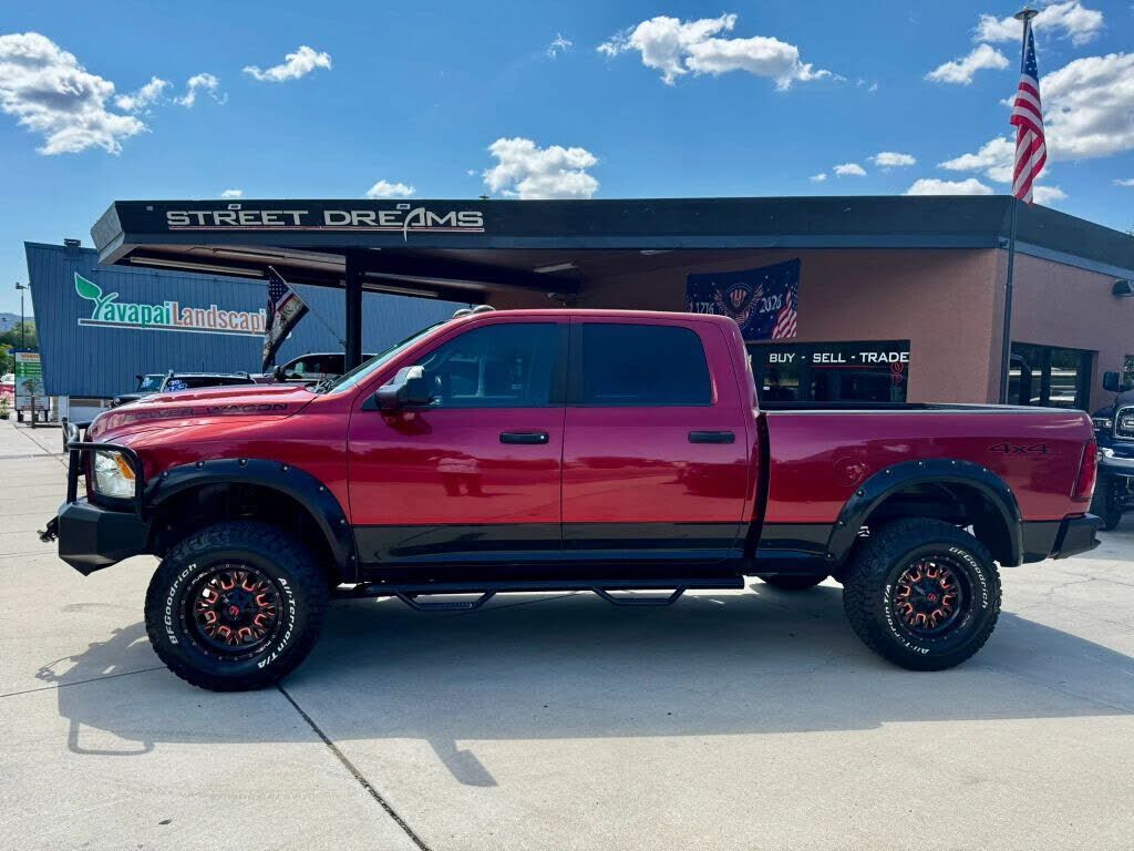 2011 DODGE Ram