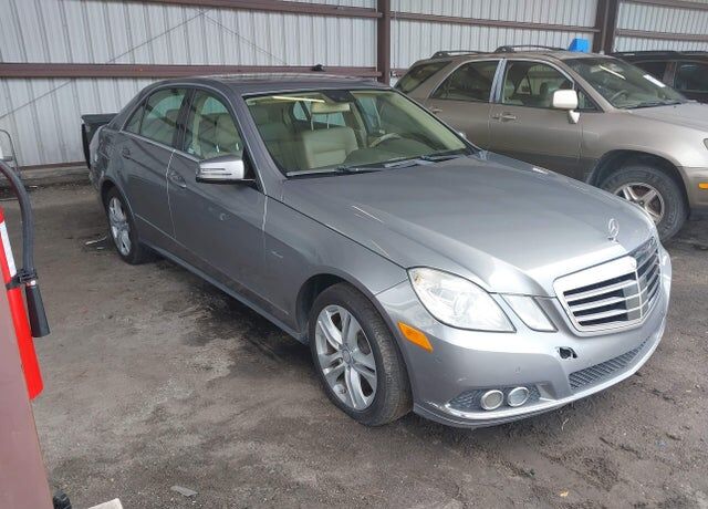 2011 MERCEDES-BENZ E-Class
