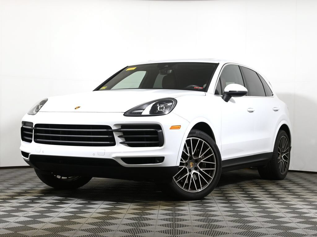 2023 PORSCHE Cayenne