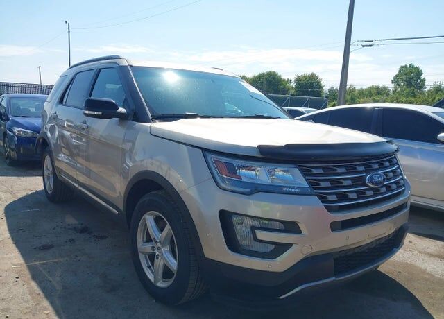 2017 FORD Explorer