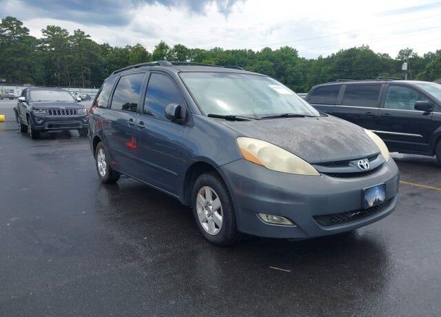 2006 TOYOTA Sienna