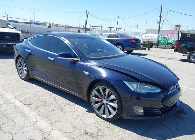 2013 TESLA Model S