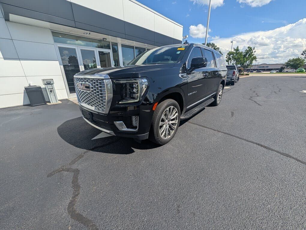 2022 GMC Yukon XL