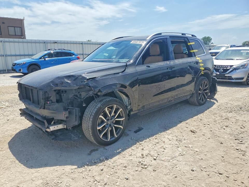 2016 VOLVO XC90