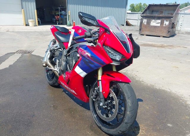 2023 HONDA CB