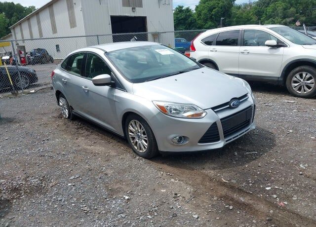 2012 FORD Focus