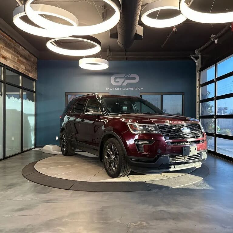 2018 FORD Explorer
