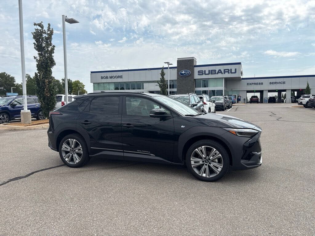 2025 SUBARU Solterra