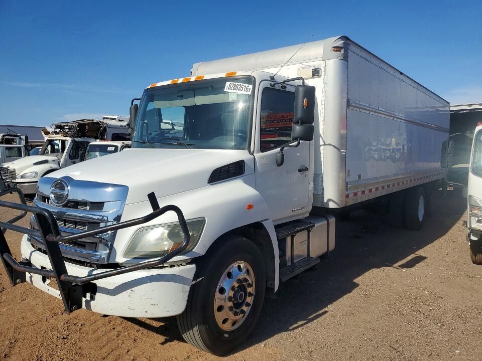 2016 HINO Conventional Type Truck