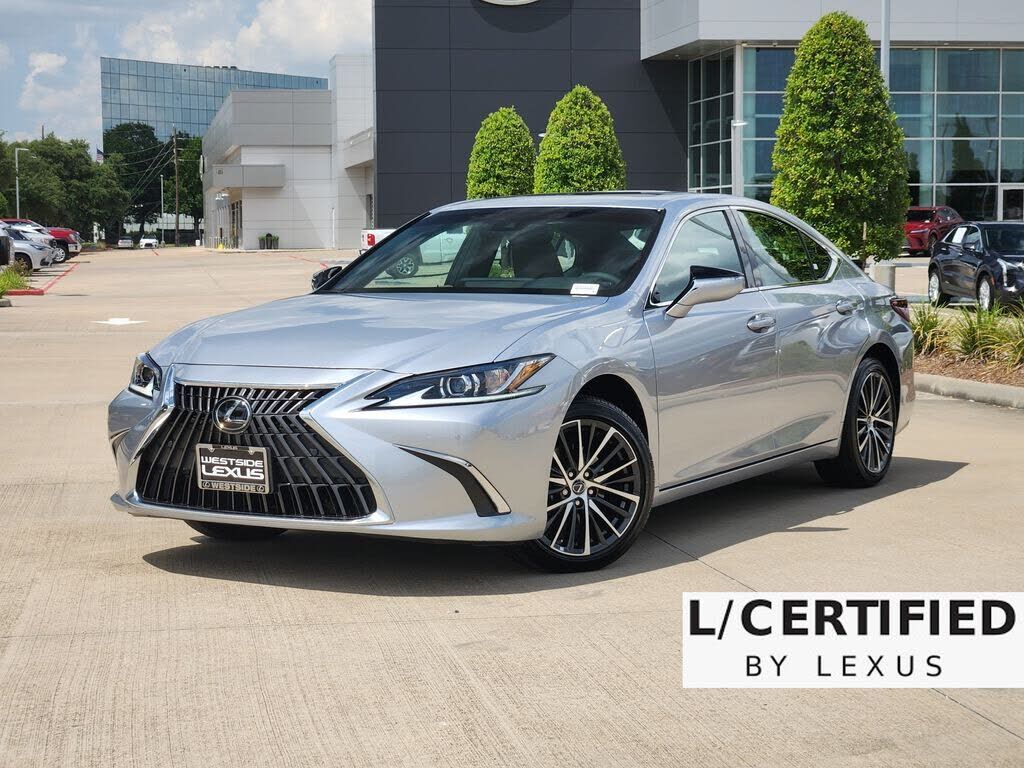 2025 LEXUS ES