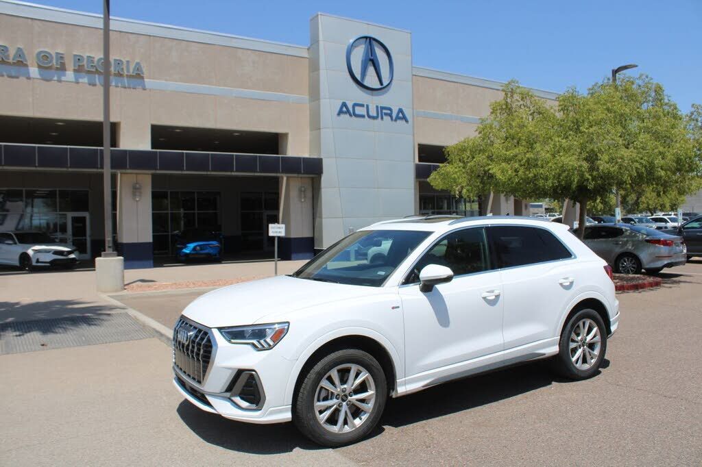 2025 AUDI Q3