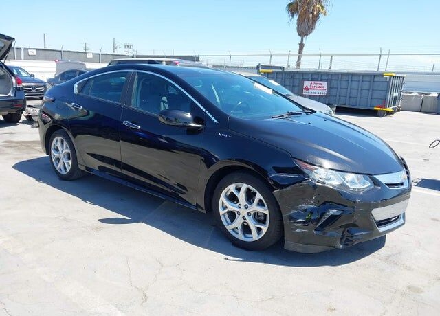 2017 CHEVROLET Volt