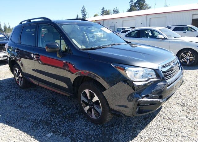 2018 SUBARU Forester