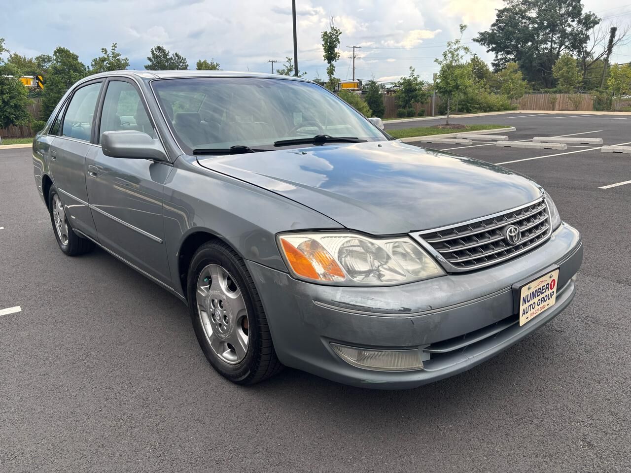 2003 TOYOTA Avalon