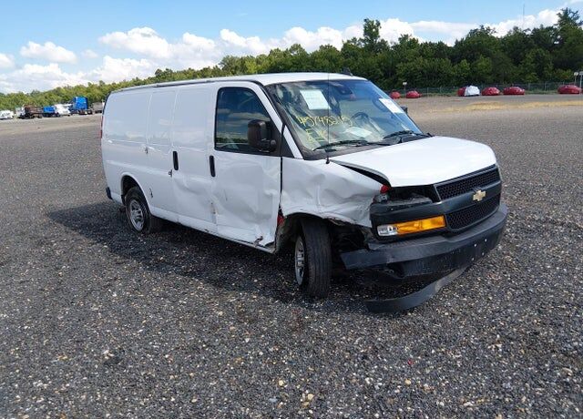 2020 CHEVROLET Express