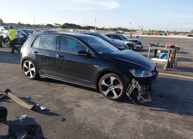 2017 VOLKSWAGEN Golf GTI