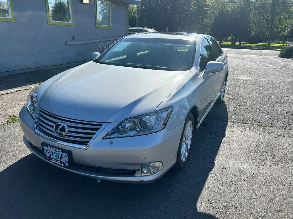 2011 LEXUS ES