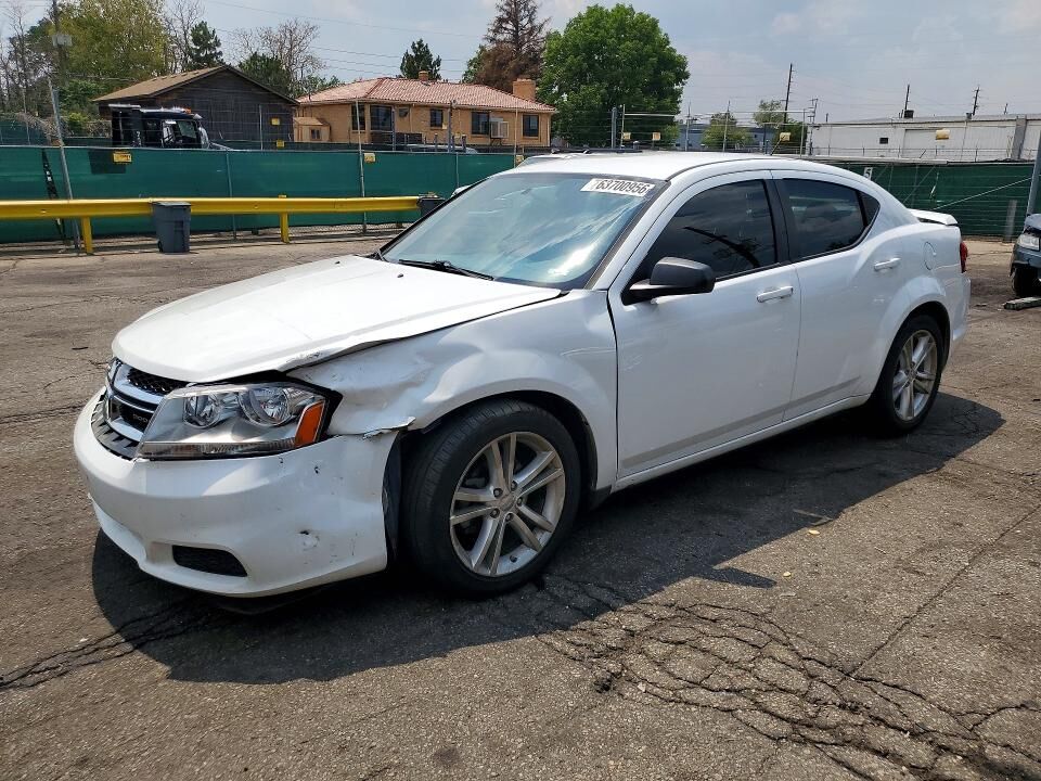 2013 DODGE Avenger