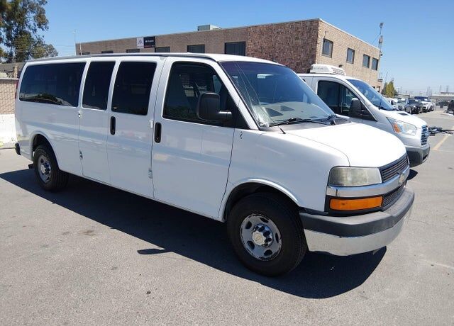 2012 CHEVROLET Express