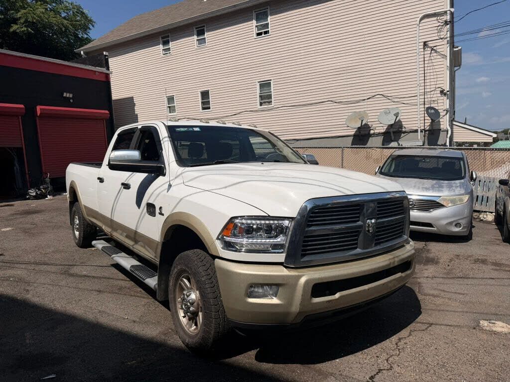 2012 DODGE Ram