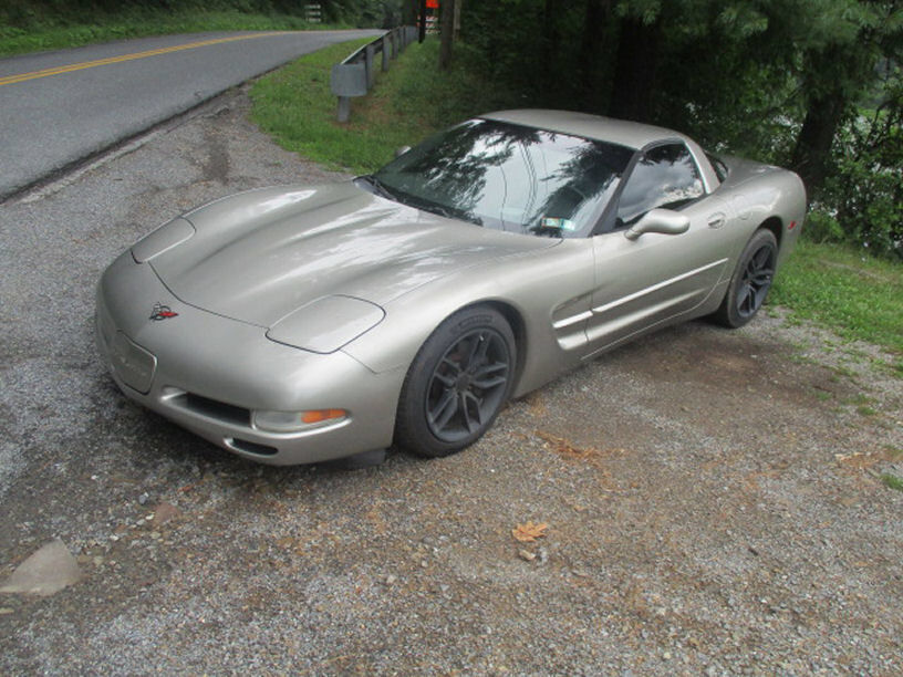 2001 CHEVROLET Corvette