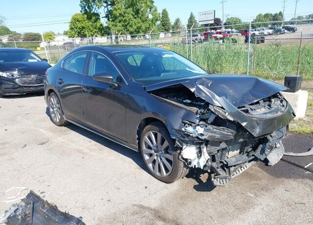 2021 MAZDA Mazda3
