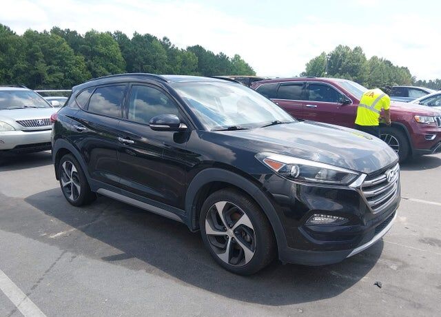 2017 HYUNDAI Tucson