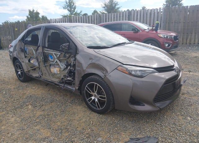 2017 TOYOTA Corolla