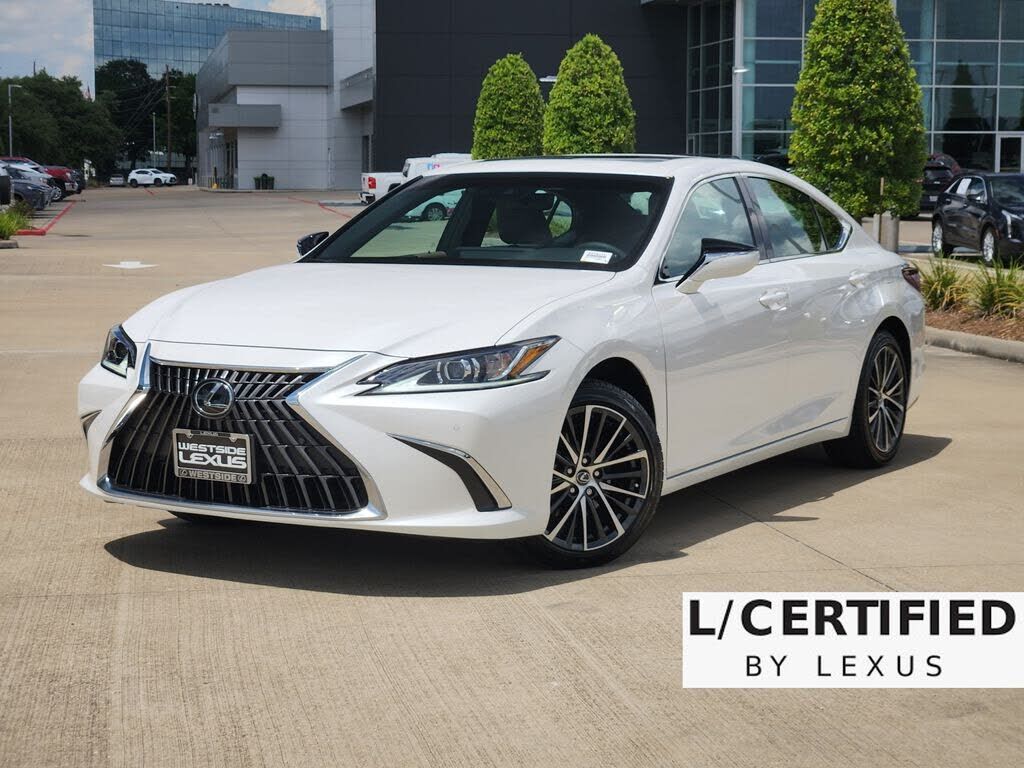 2025 LEXUS ES