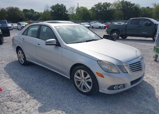2011 MERCEDES-BENZ E-Class