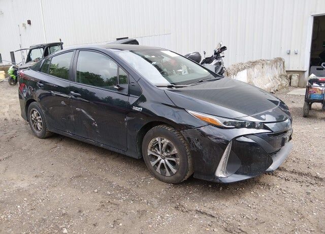 2021 TOYOTA Prius