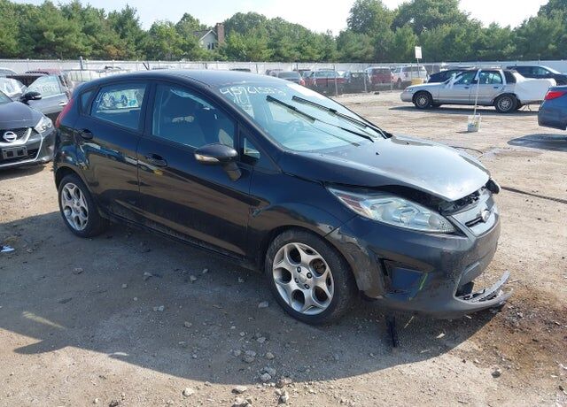 2011 FORD Fiesta