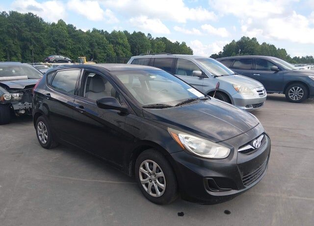2012 HYUNDAI Accent