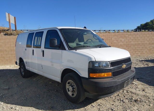 2022 CHEVROLET Express