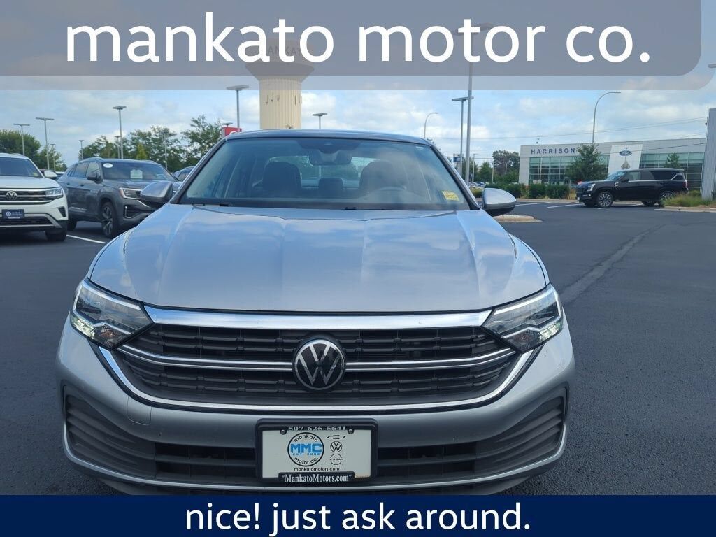 2024 VOLKSWAGEN Jetta